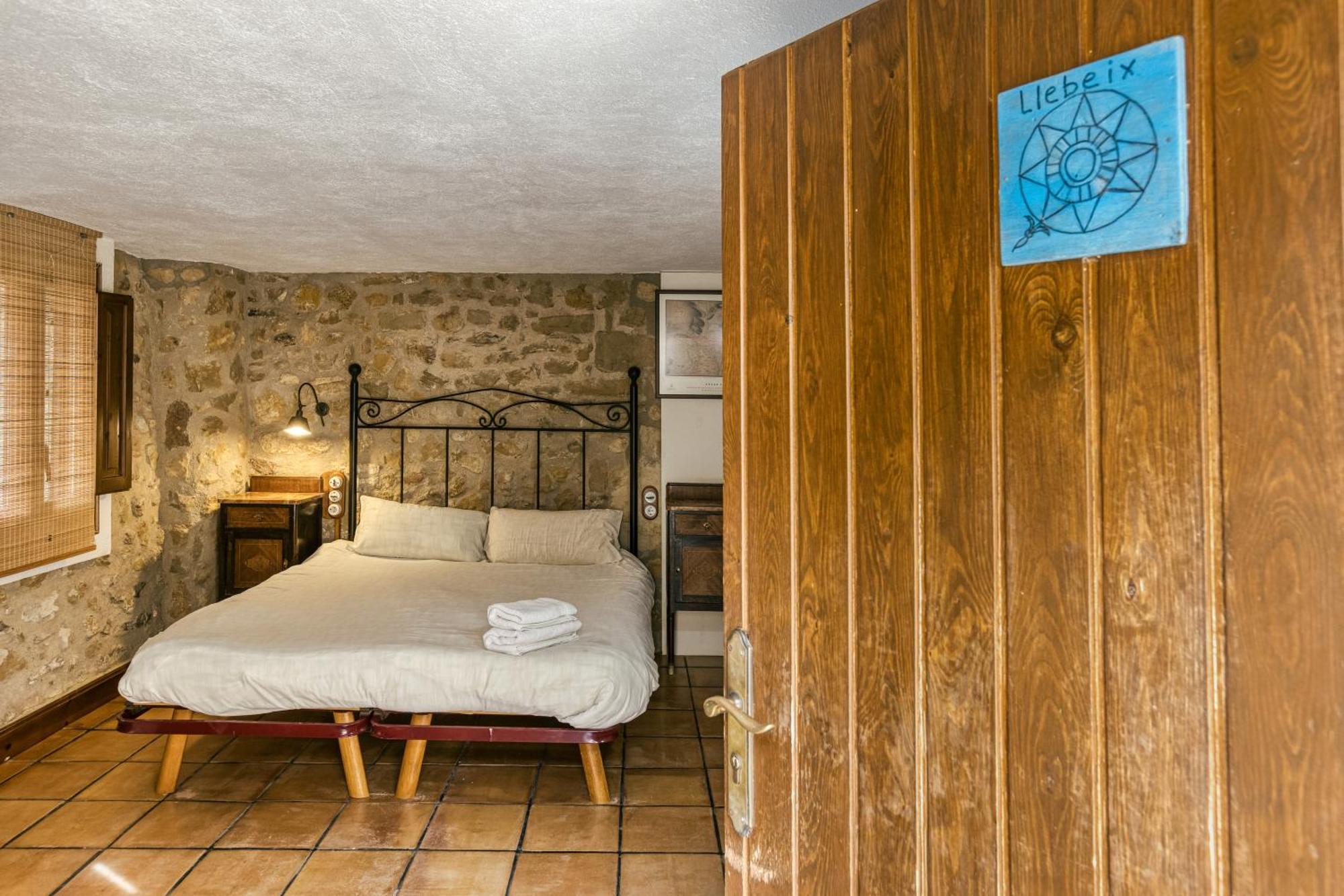Casa Rural Mas Fuselles ชีโรนา ภายนอก รูปภาพ