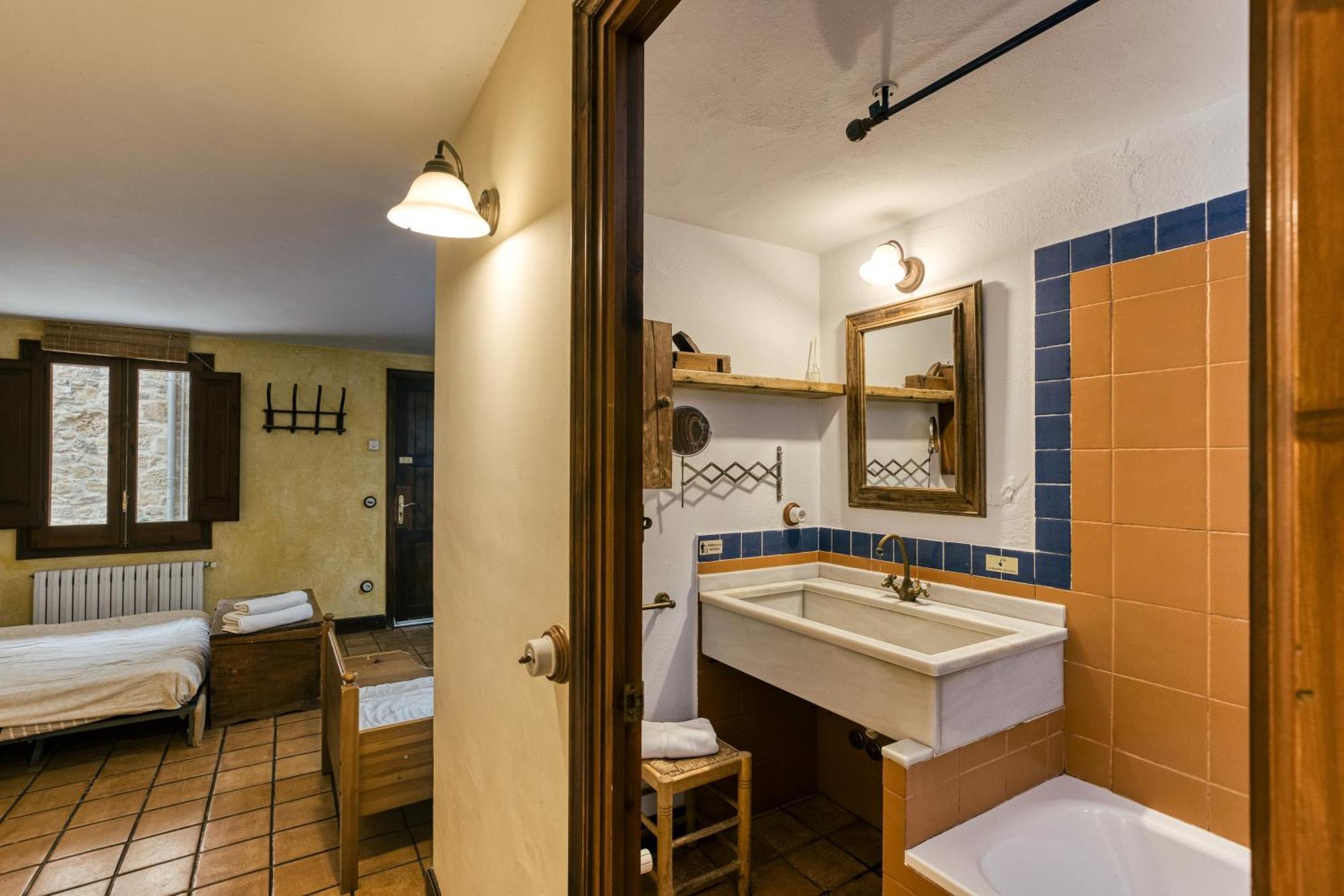 Casa Rural Mas Fuselles ชีโรนา ภายนอก รูปภาพ
