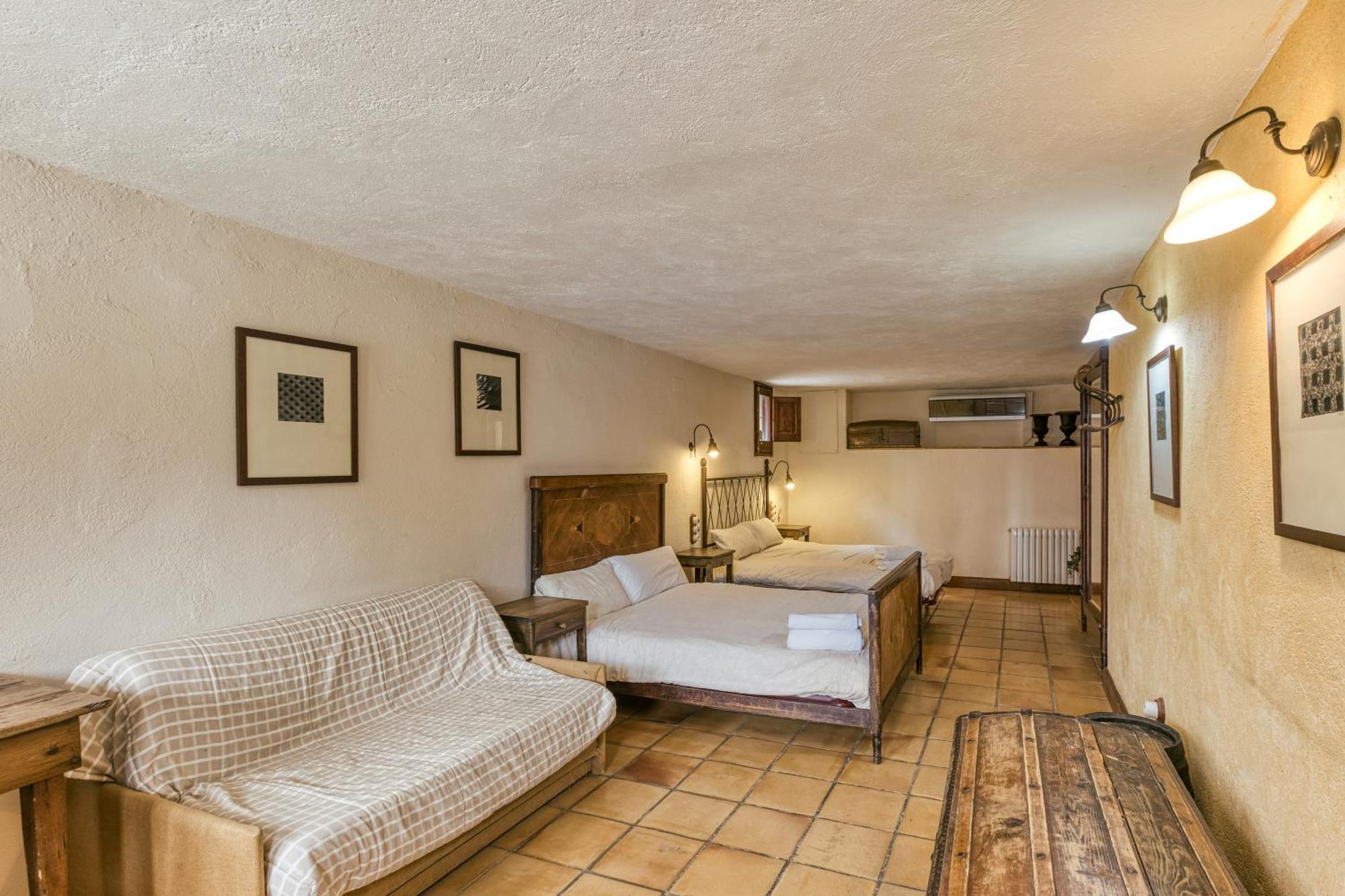 Casa Rural Mas Fuselles ชีโรนา ภายนอก รูปภาพ